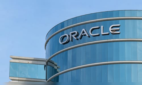 Oracle shares fall 8% in extended trade on disappointing growth, denting cloud enthusiasm