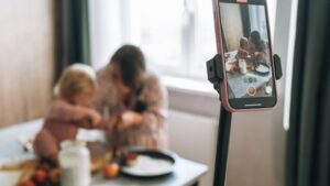 5 modern parenting trends we’re more than ready to ditch in 2025