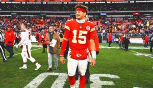 Chiefs’ Patrick Mahomes has high-ankle sprain, status for Texans game unclear