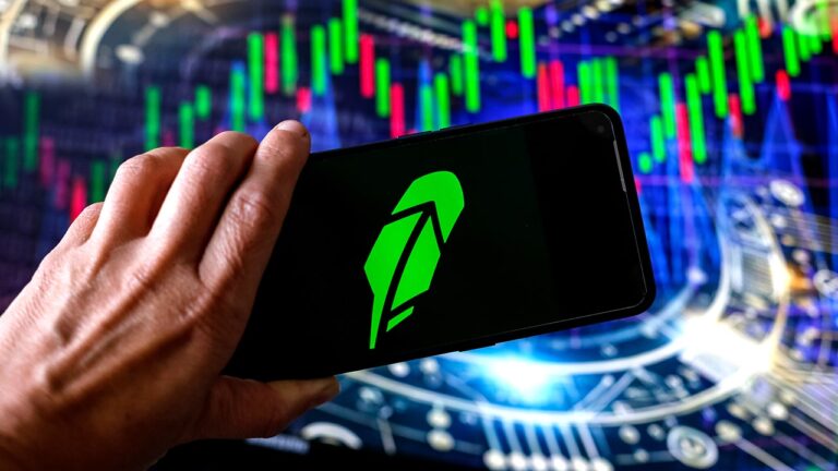 Robinhood CEO talks bitcoin’s 0K milestone, shares optimism over Trump administration