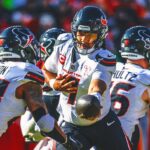 Without Tank Dell, Texans counting on Joe Mixon, run game to step up