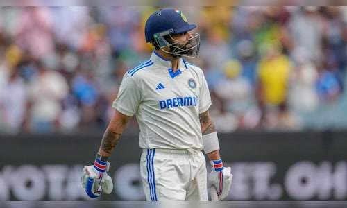 India vs Australia: Gavaskar, Shastri slam Australian media for labelling Virat Kohli ‘clown’