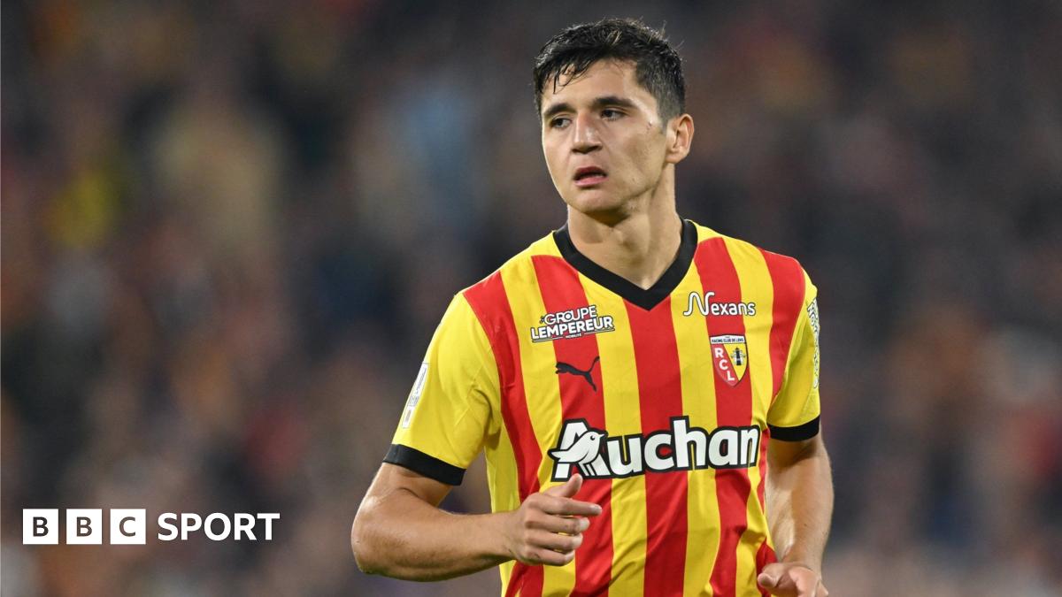 Abdukodir Khusanov: Manchester City agree £33.6m deal for Lens defender