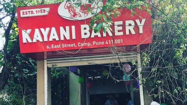 Rank 18. Kayani Bakery, Pune | Kayani Bakery in Pune is a legendary spot renowned for its irresistible fruit cakes and other traditional baked goods. Established in 1955, it has become a beloved institution, attracting both locals and tourists who come for its signature delicacies.