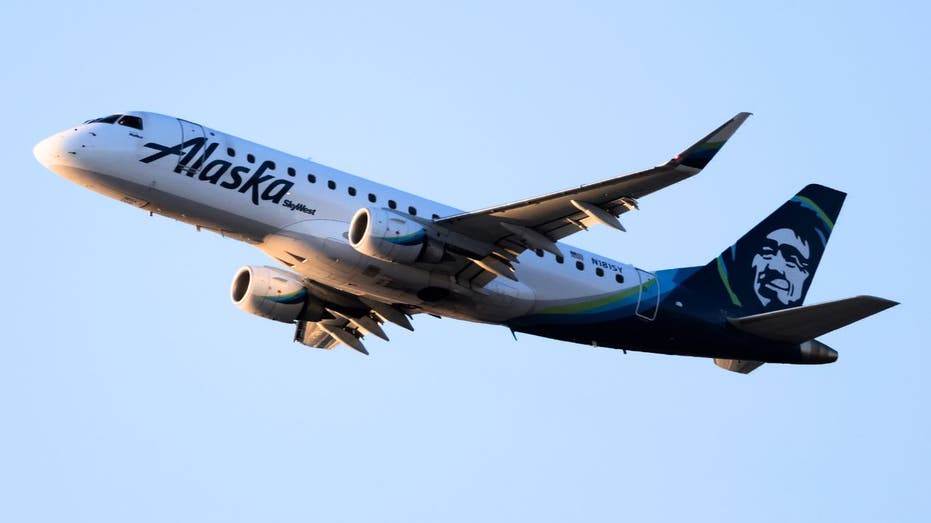 Alaska airlines flight operated by SkyWest in flight