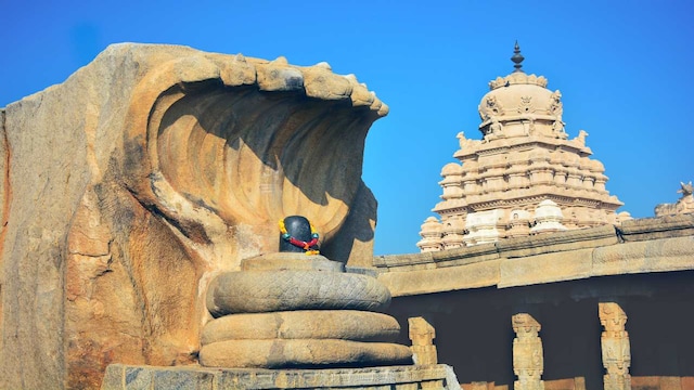 No 5. Andhra Pradesh | Number of temples: 47,000 | With its natural appeal and rich cultural history, Andhra Pradesh offers a lot of tourist attractions. The spiritual ambience of the state is unmissable and boasts an impressive 47,000 temples. Temples can be found in every nook and corner of the state that are not only religiously significant but also feature exquisite centuries-old architecture. Some of the must-visit temples are Tirumala Venkateswara Temple, Kanaka Durga Temple, Ahobilam Temple, Srikalahasti Temple and many more.