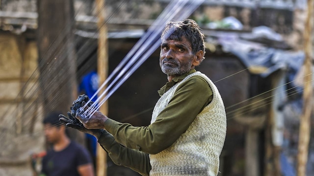 Tamil Nadu | Makar Sankranti is celebrated as Pongal in Tamil Nadu for four days, reflecting the region’s agricultural heritage. The must-visit sites in the city are Meenakshi Temple, local markets and village areas for authentic Pongal celebrations. Tamil Nadu celebrates this festival with vibrant cultural events, traditional rituals and community feasts. (Image: PTI)