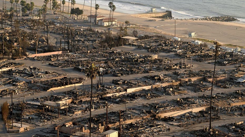 Palisades Fire damage in Pacific Palisades