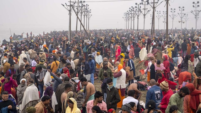 Hindu devotees will keep arriving in the north Indian city from across the country to bathe at the confluence of the Ganges, the Yamuna and the mythical Saraswati rivers. Many will sustain themselves with little more than their faith. The massive, fluted tree trunks are painted with bright colorful patterns signaling Prayagraj’s preparation for the 45-day Maha Kumbh festival, during which tens of millions are expected to visit. (Image: AP)