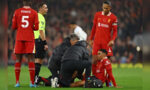 Liverpool primed to heap more misery on beleaguered Manchester United