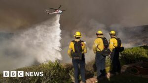 LA firefighters desperately try to contain monster Palisades fire