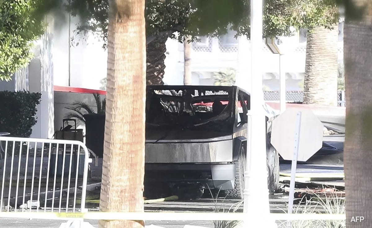 1 Killed After Tesla Cybertruck Explodes Outside Trump’s Las Vegas Hotel