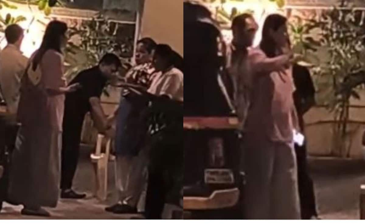 Kareena Kapoor Outside Mumbai Home After Attack On Husband Saif Ali Khan