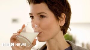 Glass of milk a day cuts bowel cancer risk