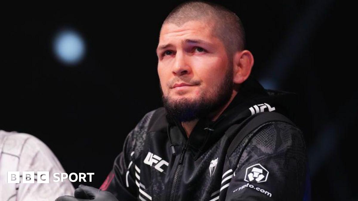 Khabib Nurmagomedov: Former UFC champion escorted from plane after exit-seat dispute