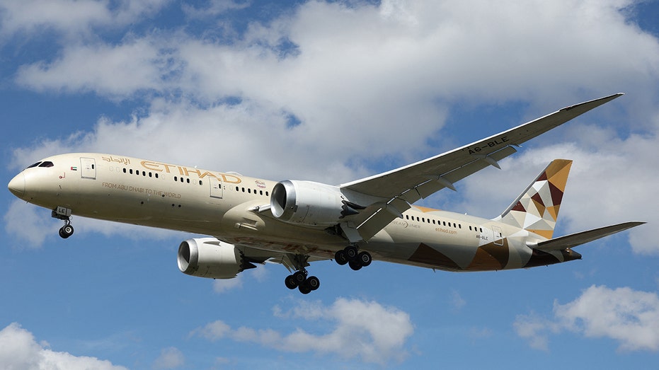 etihad-787