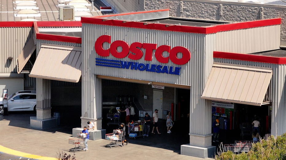 Costco storefront