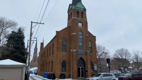 Mike Wendling/BBC News Lincoln United Methodist Church