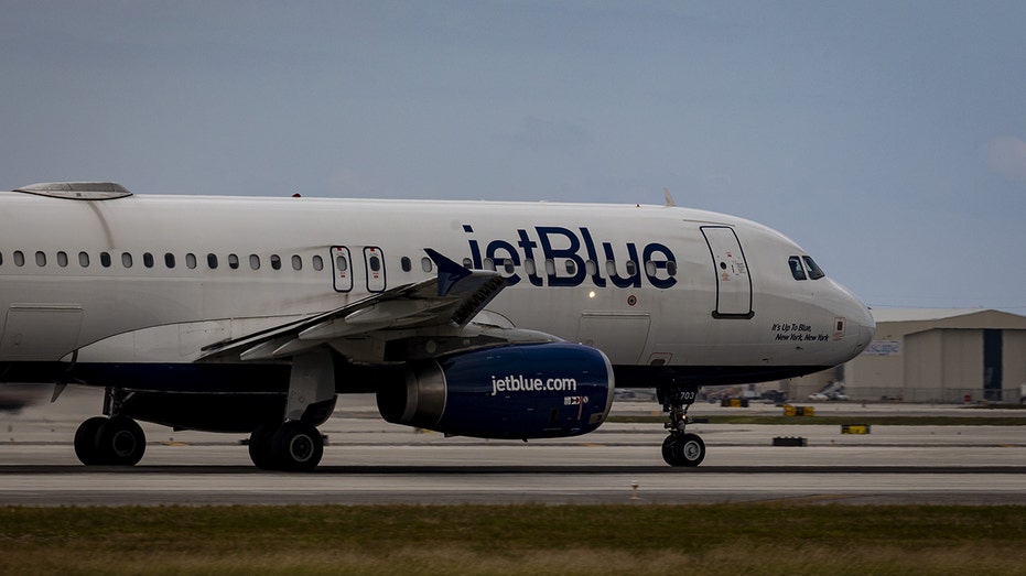 JetBlue plane