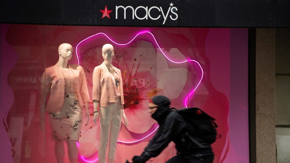 Macy's Mannequins