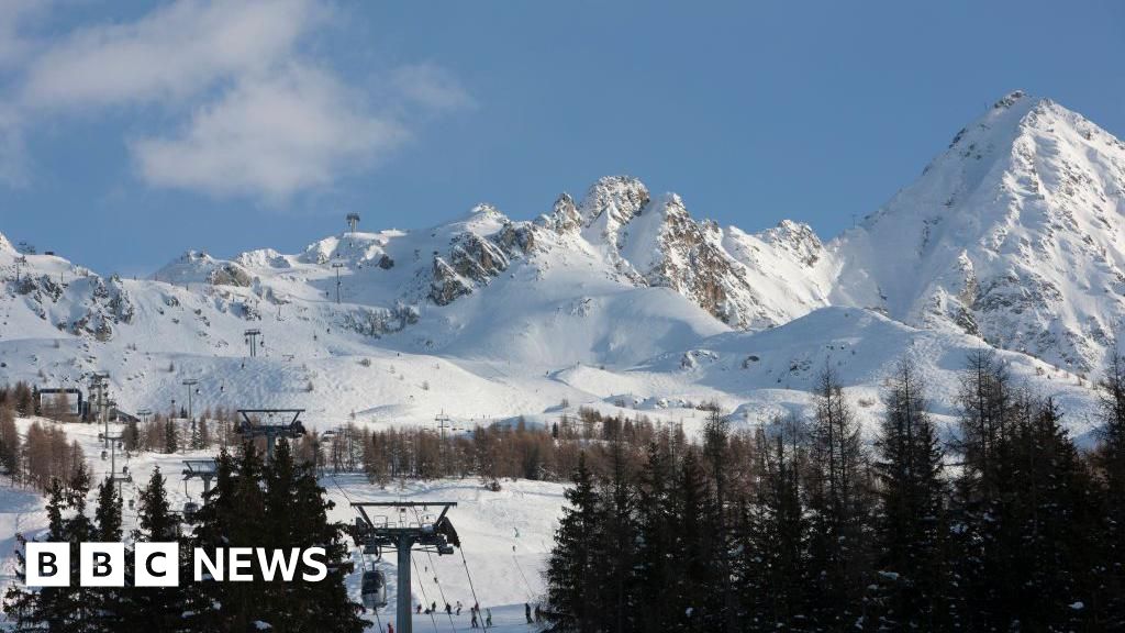 Investigation after British skier dies following collision in French Alps