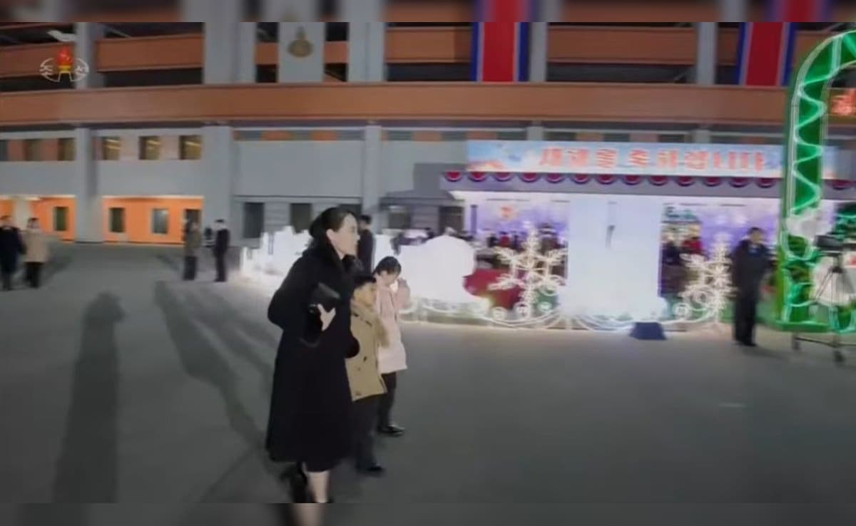 Kim Jong Un’s Sister Seen With Children In State Media Images