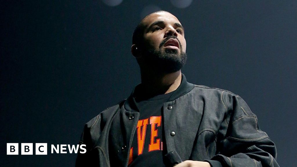 Universal fires back at ‘illogical’ Drake lawsuit