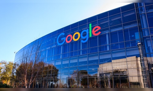 Google must face mobile phone privacy class action, possible trial