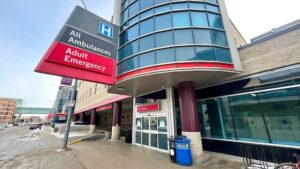 Trust in health-care system takes another hit after man’s death following long wait in Winnipeg ER