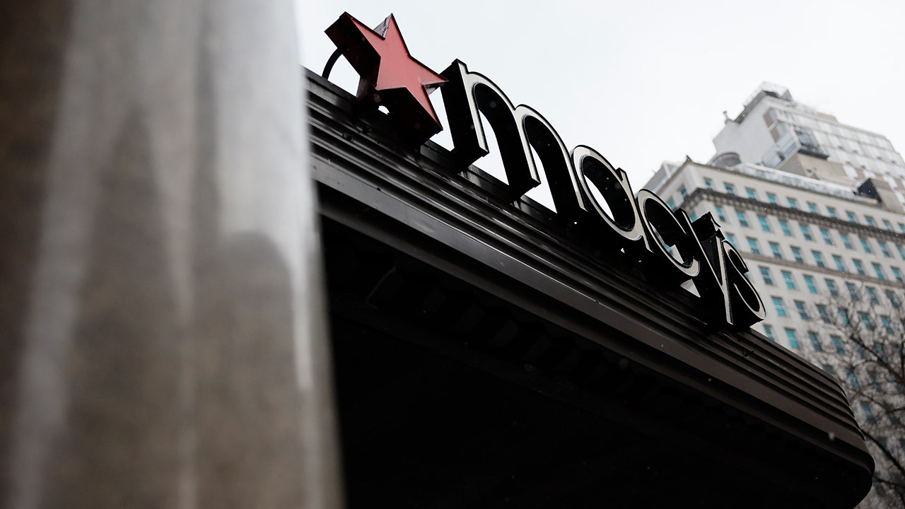 Macy’s wants Bloomingdales, Bluemercury to stay put