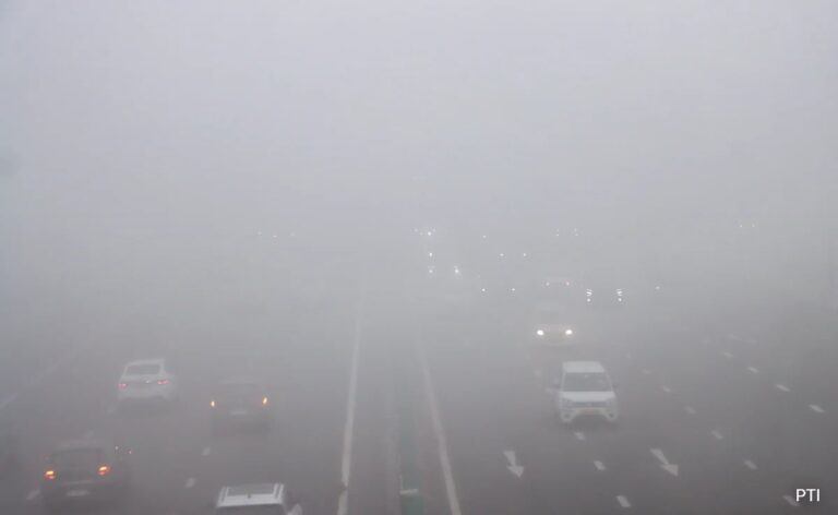 Visibility Down Amid Dense Fog Over Delhi-NCR, Rain Likely Today