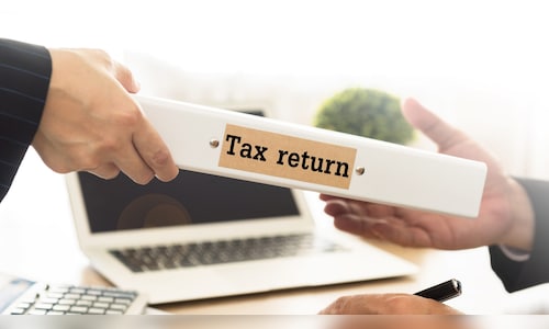 What are the consequences of not filing income tax returns on time?